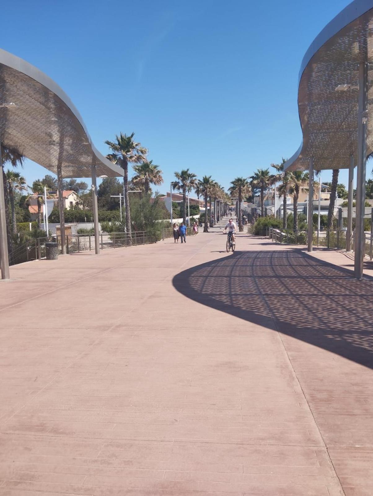 Du Cote De Chez Swann A 150 M De La Plage Vias Luaran gambar